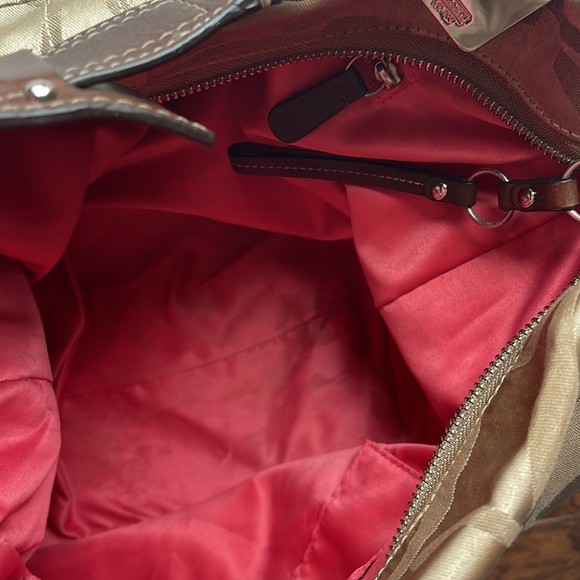 COACH Large Signature Carly Handbag - Picture 9 of 11